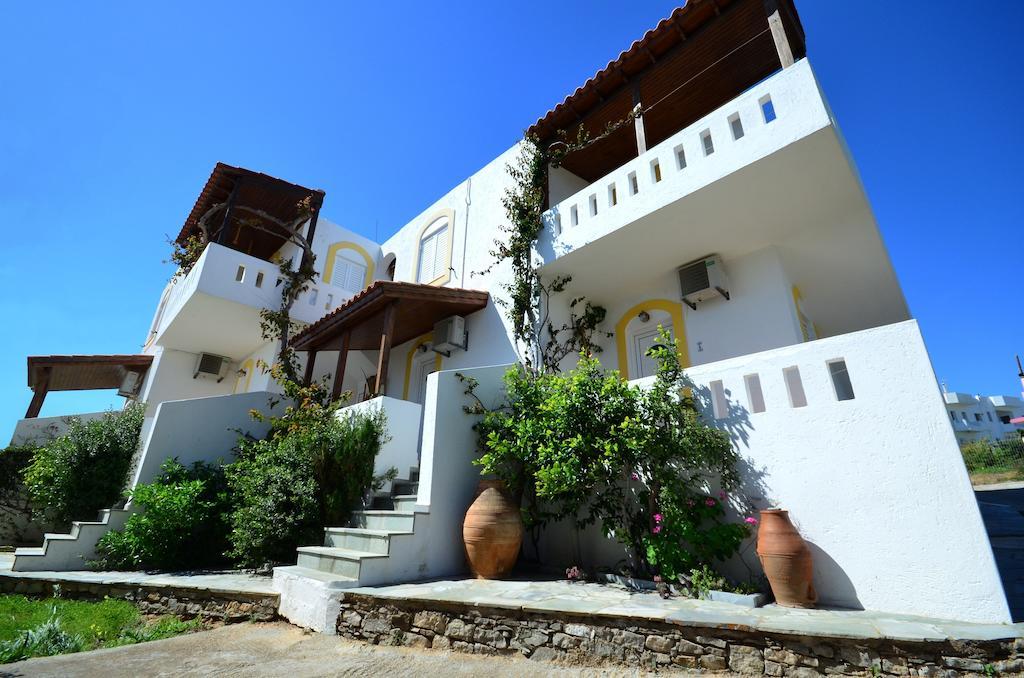 Villa Feggari Makrýgialos エクステリア 写真