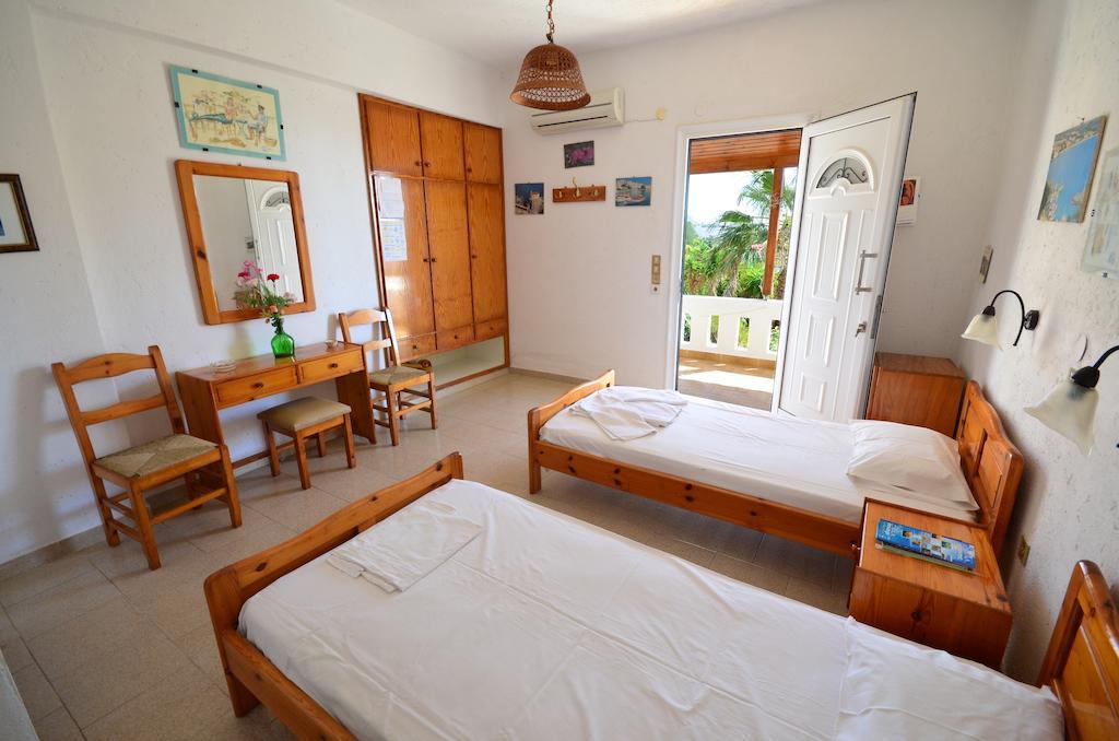 Villa Feggari Makrýgialos 部屋 写真